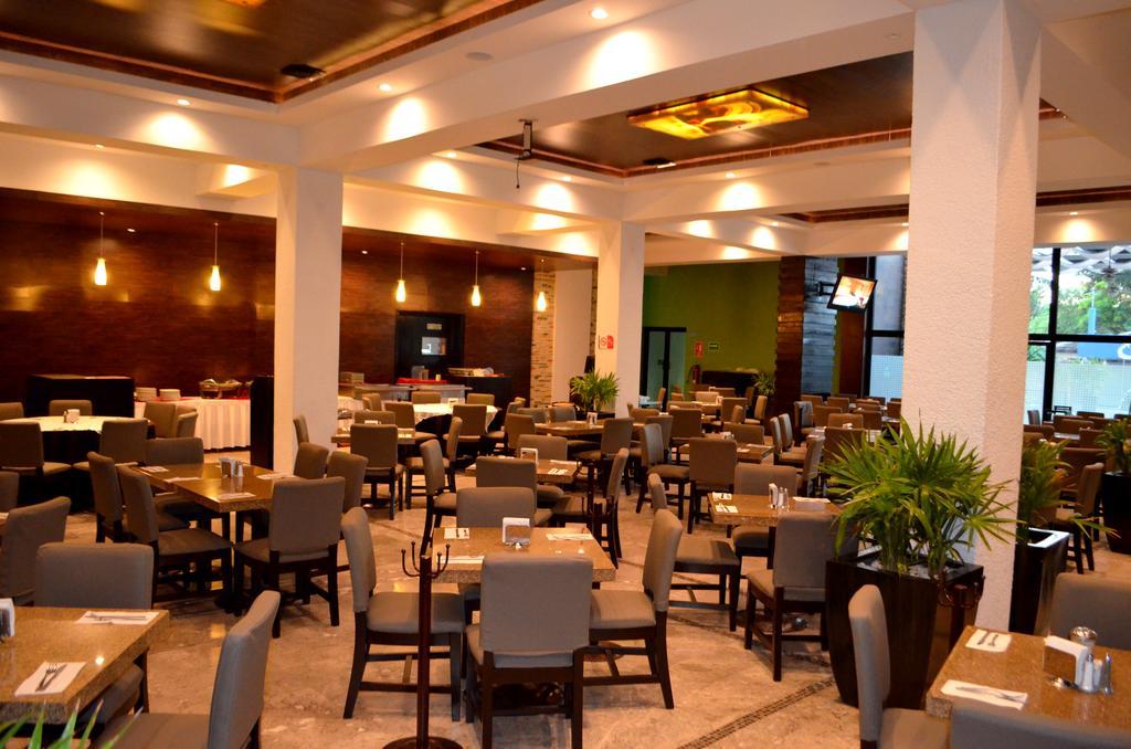 Hotel El Sembrador Guasave エクステリア 写真