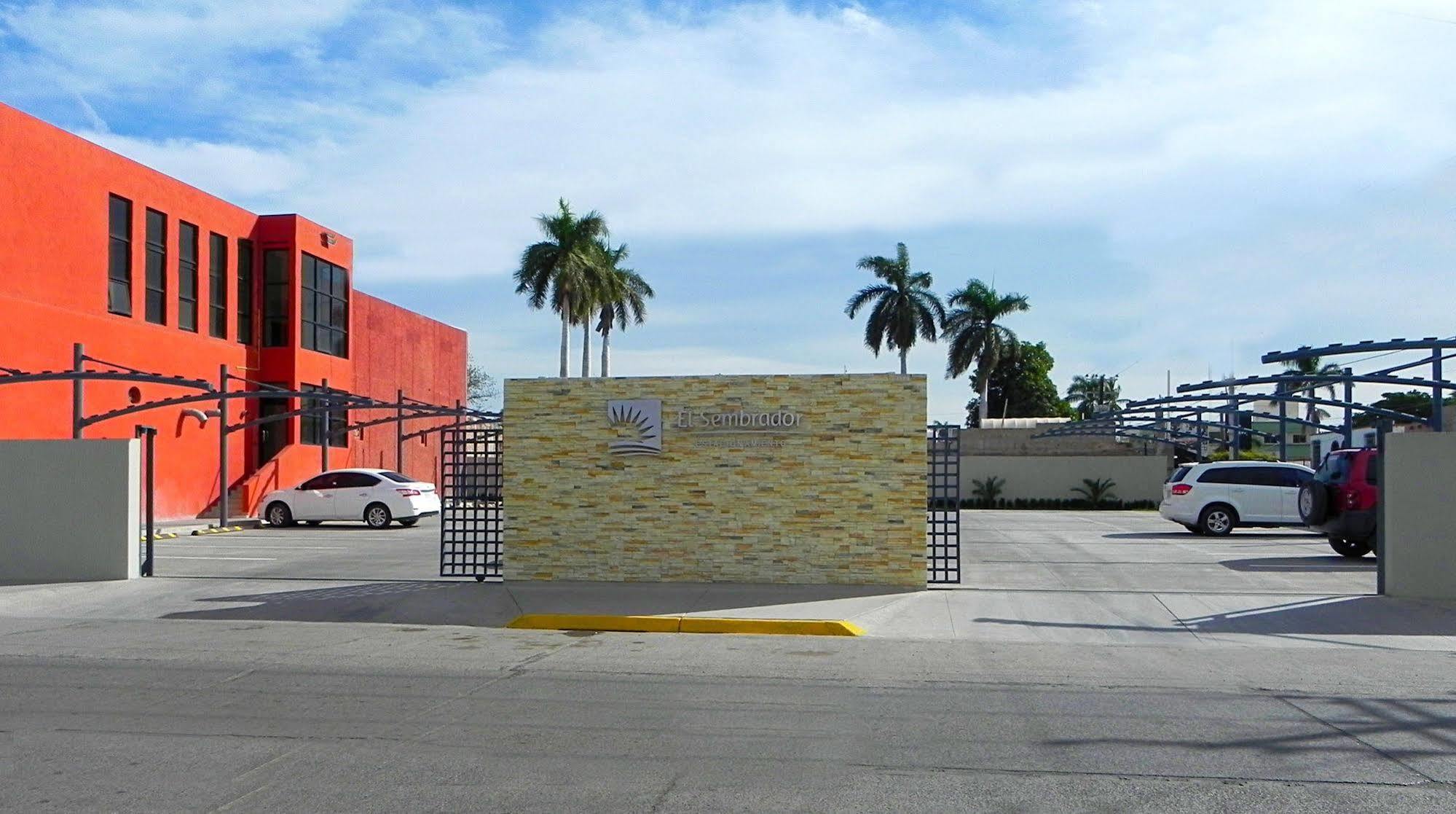 Hotel El Sembrador Guasave エクステリア 写真